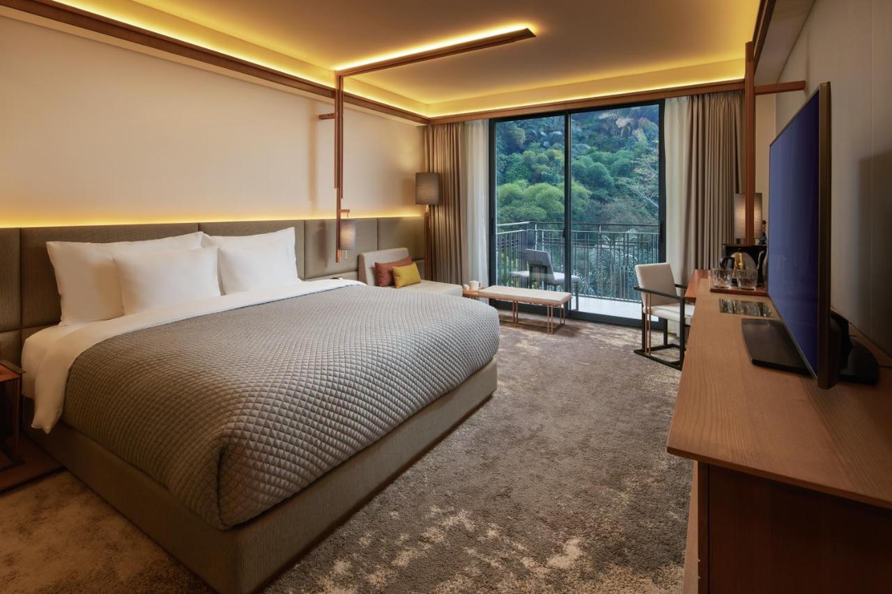 The Gaia Hotel Bandung Lembang Zimmer foto