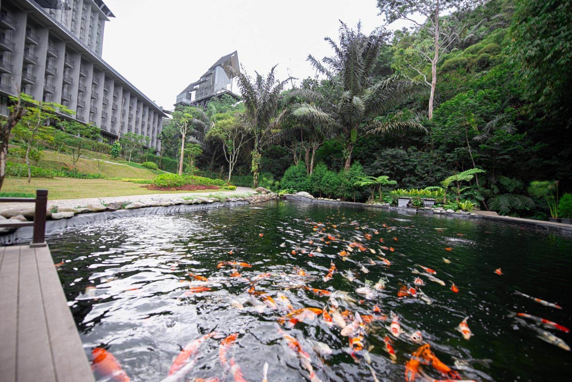 The Gaia Hotel Bandung Lembang Exterior foto